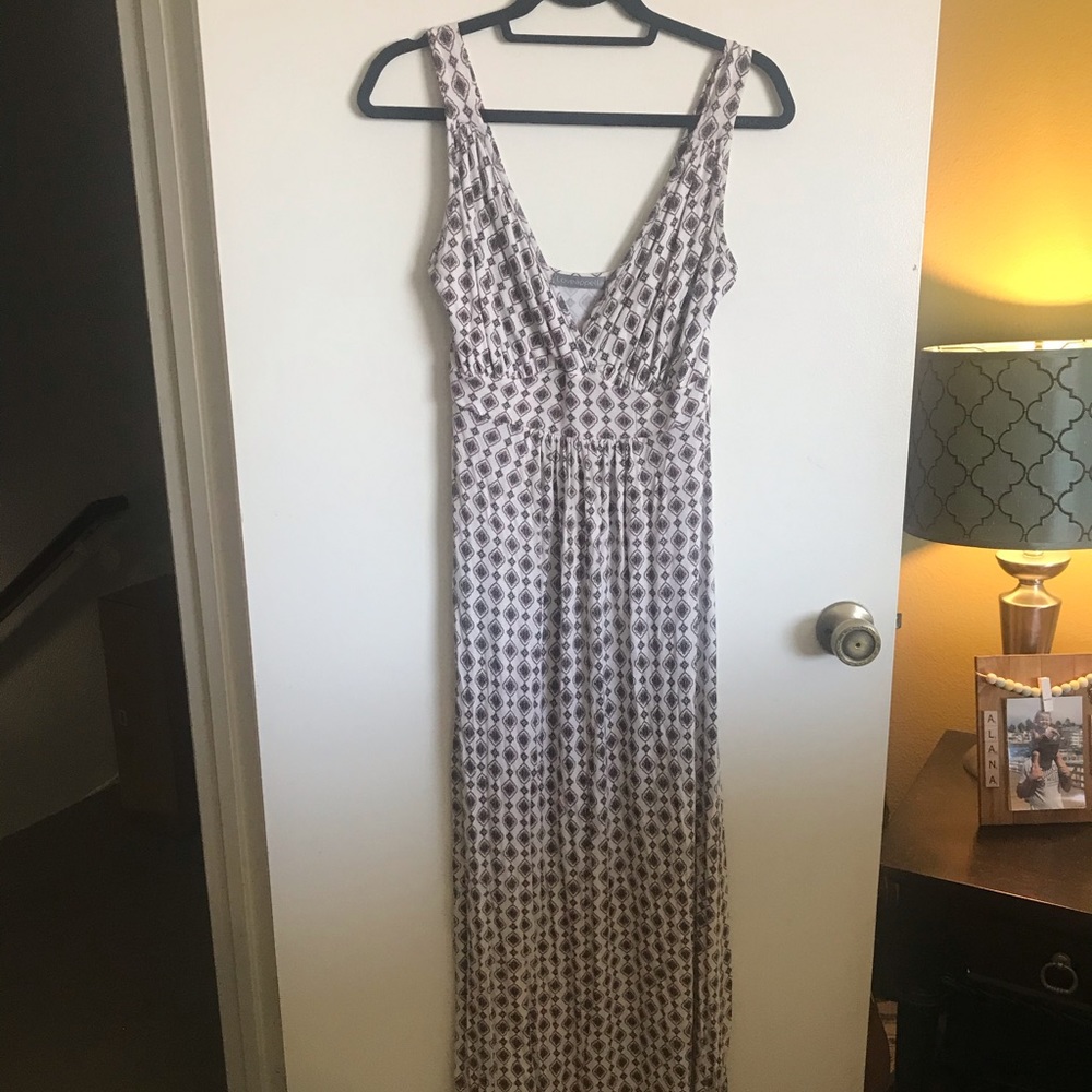 COPY - Loveapella Maxi Dress